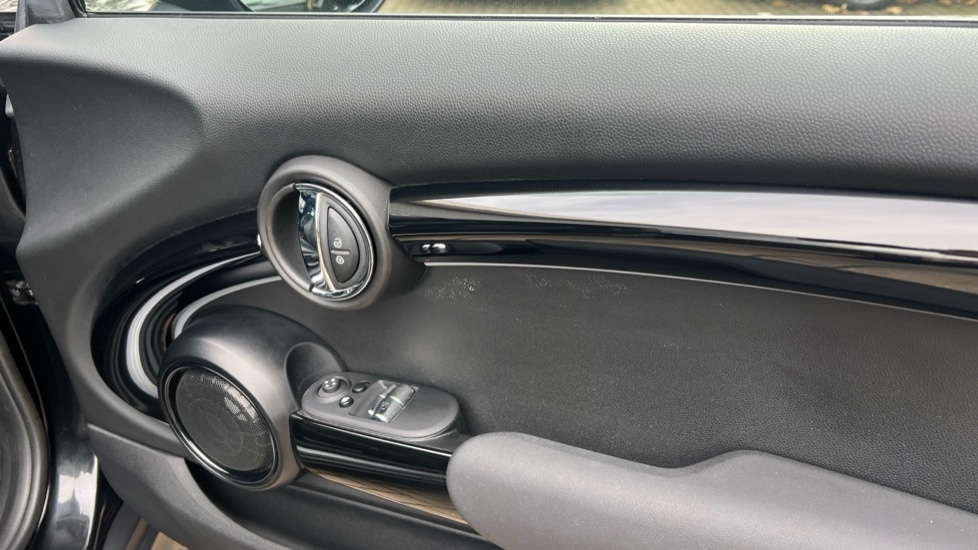 Used MINI Hatch 2022 for sale - 76438132: Photo 20