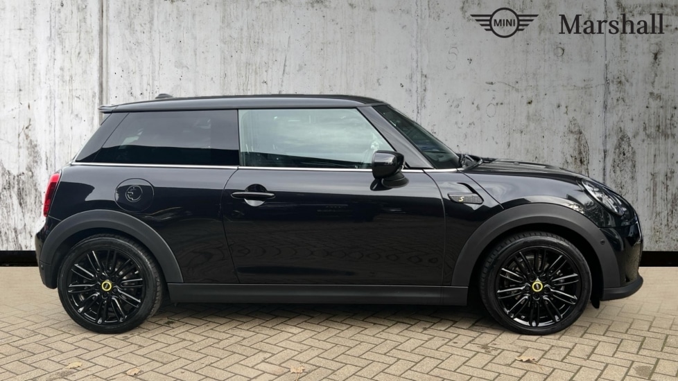 Used MINI Hatch 2022 for sale - 76438132: Photo 3