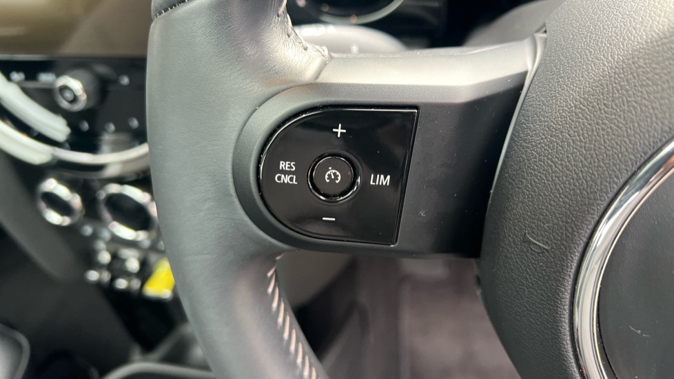 Used MINI Hatch 2022 for sale - 76438132: Photo 33