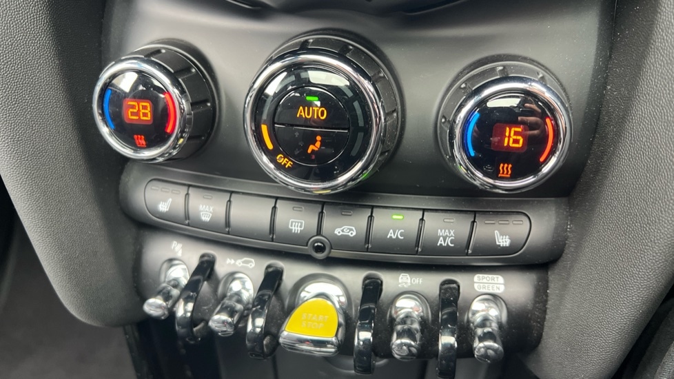 Used MINI Hatch 2022 for sale - 76438132: Photo 38