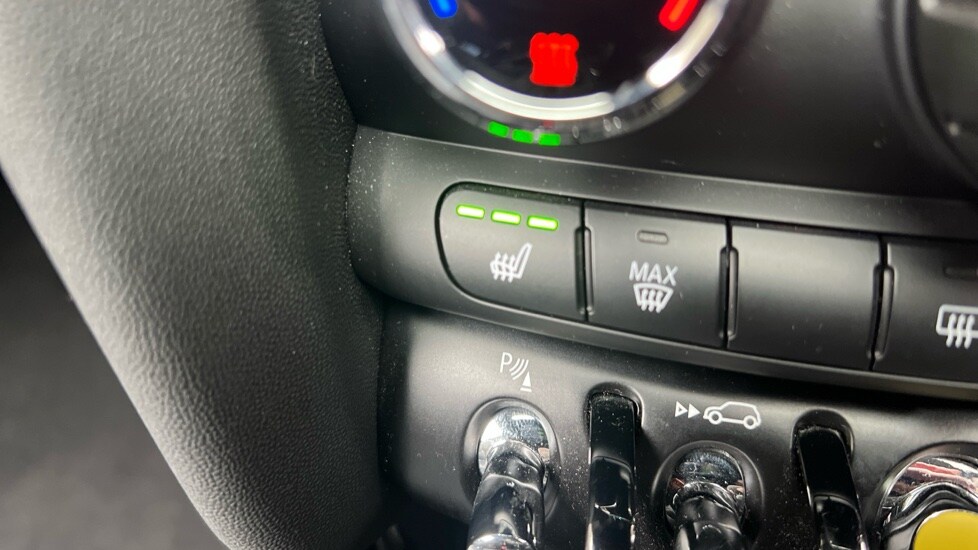 Used MINI Hatch 2022 for sale - 76438132: Photo 40