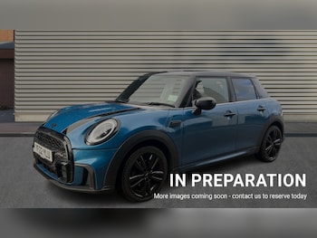 Used MINI Hatch 2022 for sale - 76312349: Photo