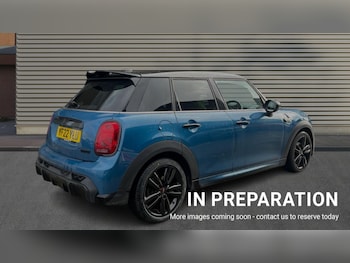 Used MINI Hatch 2022 for sale - 76312349: Photo