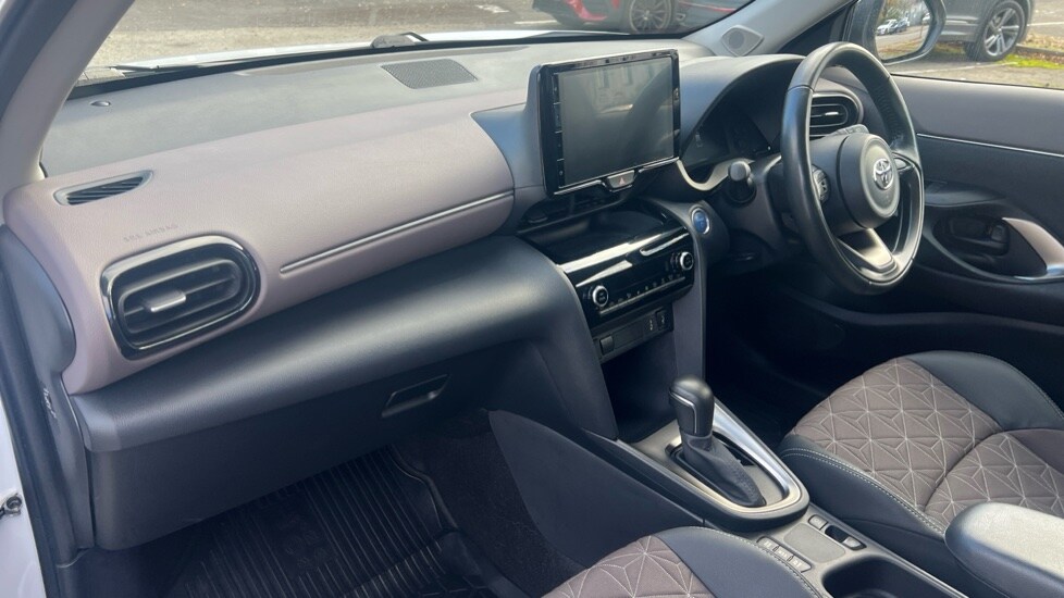 Used Toyota Yaris Cross 2023 for sale - 76487538: Photo 10