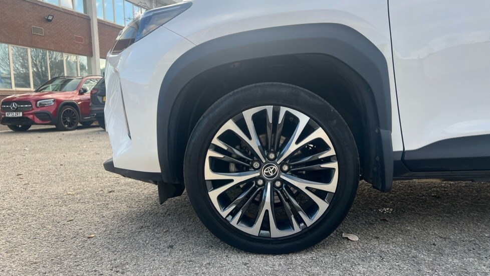 Used Toyota Yaris Cross 2023 for sale - 76487538: Photo 17