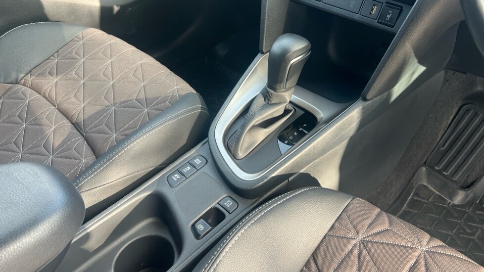 Used Toyota Yaris Cross 2023 for sale - 76487538: Photo 25