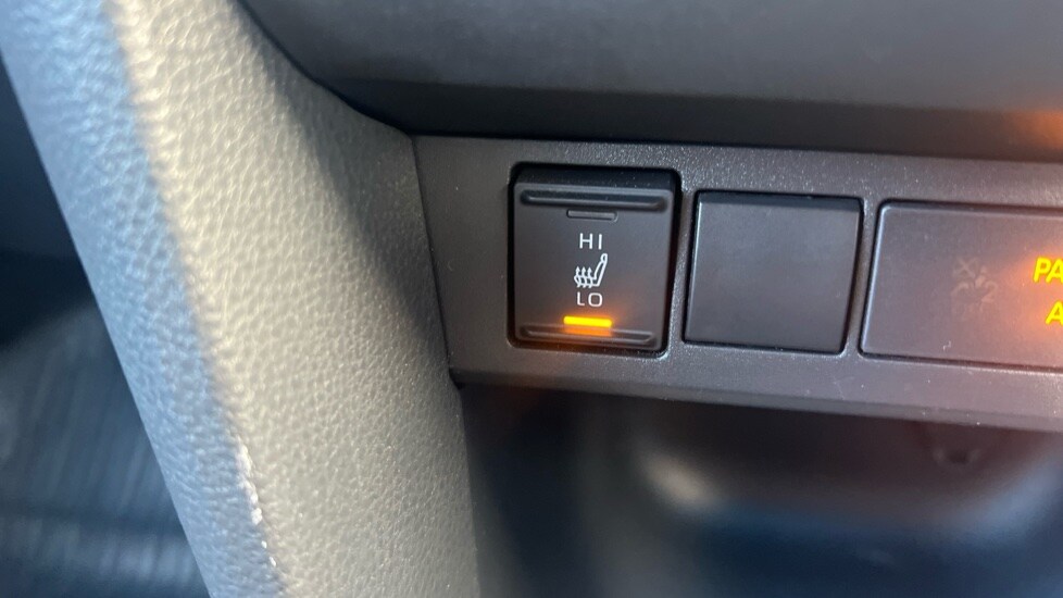 Used Toyota Yaris Cross 2023 for sale - 76487538: Photo 37