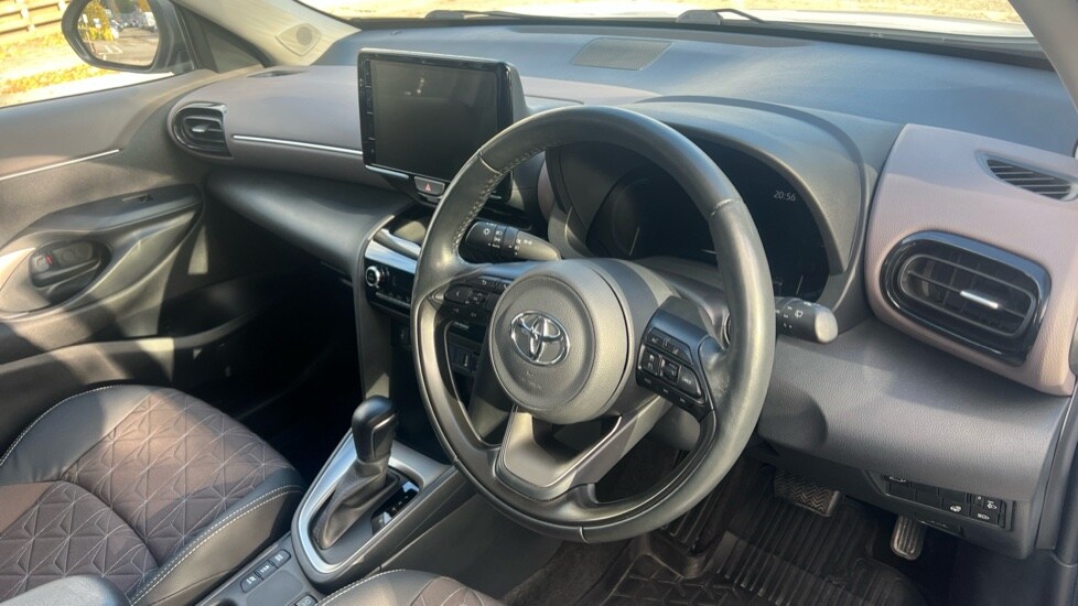 Used Toyota Yaris Cross 2023 for sale - 76487538: Photo 9