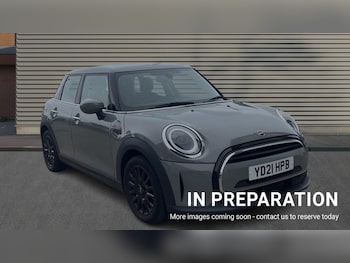2021 - 1.5 Cooper Classic 5dr Auto [Nav Pack]