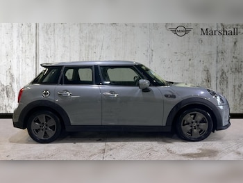 Used MINI Hatch 2022 for sale - 76172395: Photo 3