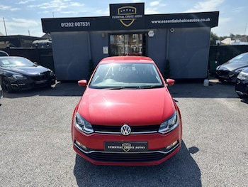 Used Volkswagen Polo 2015 for sale - 78956596: Photo