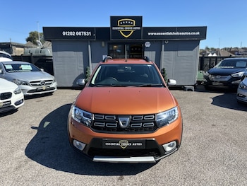 Used Dacia Sandero Stepway 2018 for sale - 79451239: Photo