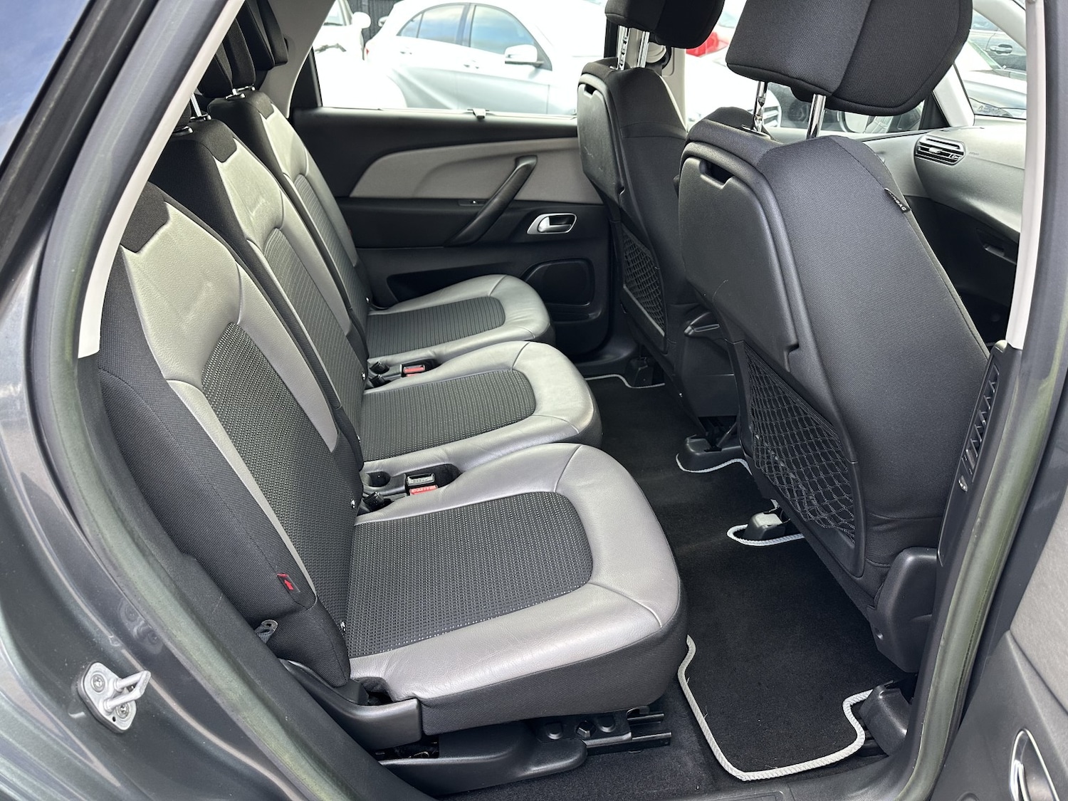 Used Citroen C4 Picasso 2015 for sale - 77822222: Photo 11