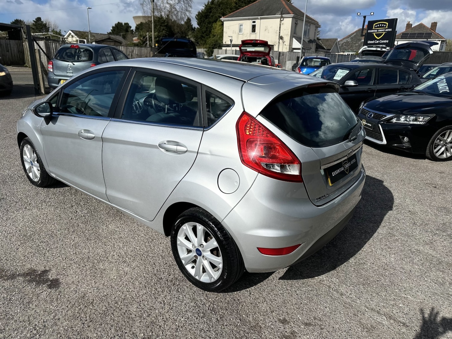 Used Ford Fiesta 2011 for sale - 78056989: Photo 6