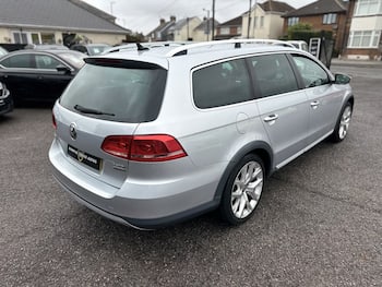 Used Volkswagen Passat 2013 for sale - 79676334: Photo