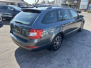 Used Skoda Octavia 2015 for sale - 79463420: Photo