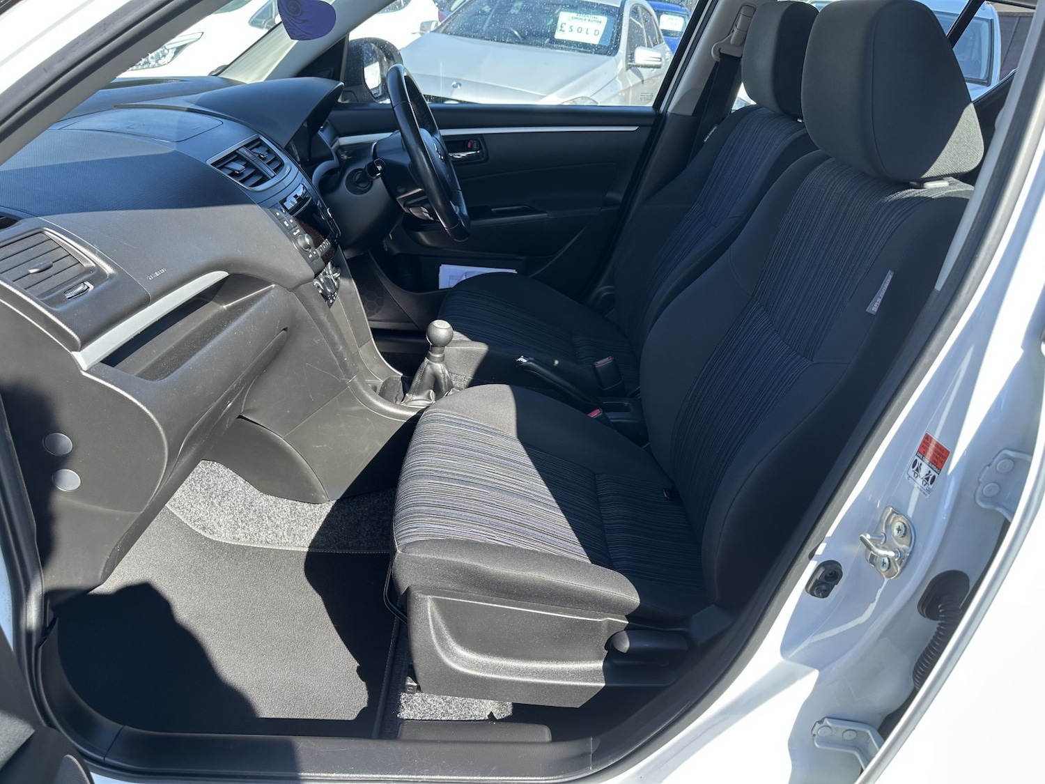 Used Suzuki Swift 2014 for sale - 77938087: Photo 13