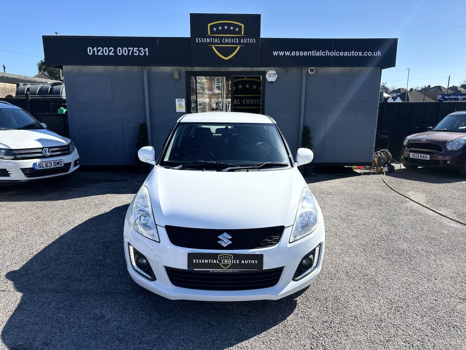 Used Suzuki Swift 2014 for sale - 77938087: Photo 2