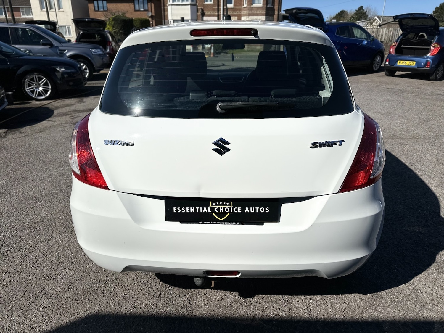 Used Suzuki Swift 2014 for sale - 77938087: Photo 5