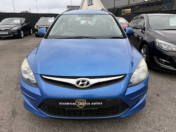 Used Hyundai i30 2010 for sale - 77915711: Photo