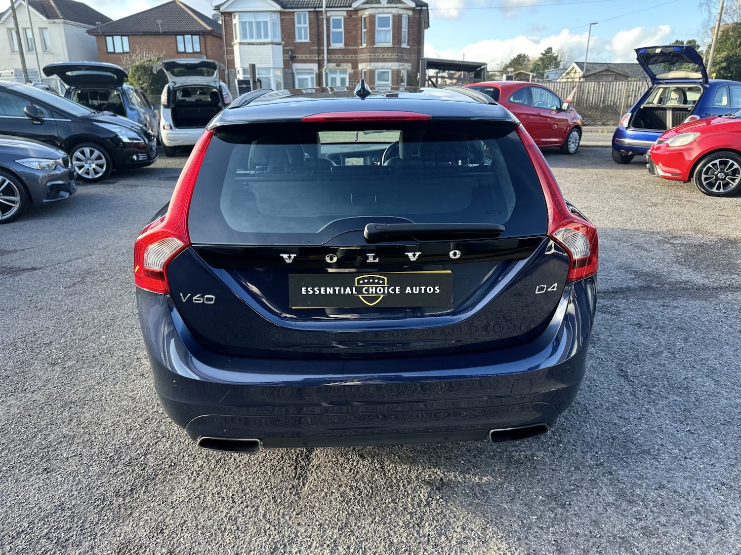 Used Volvo V60 2015 for sale - 77822267: Photo 5