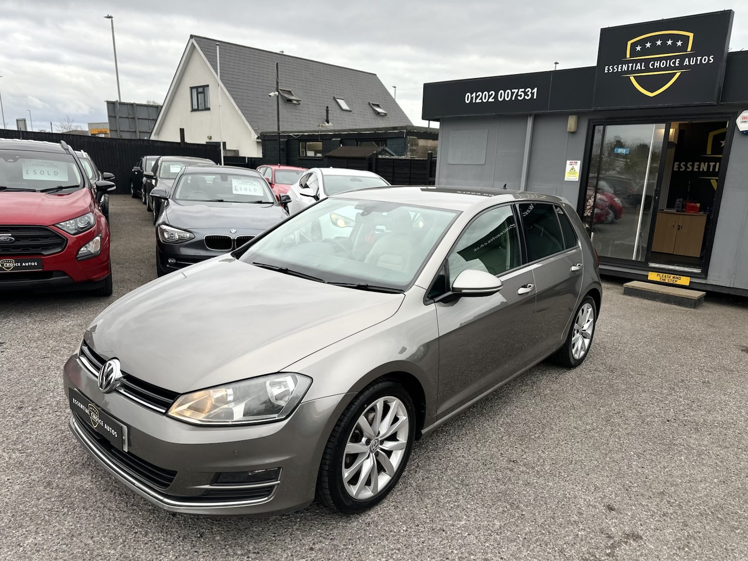 Used Volkswagen Golf 2014 for sale - 78125211: Photo 3