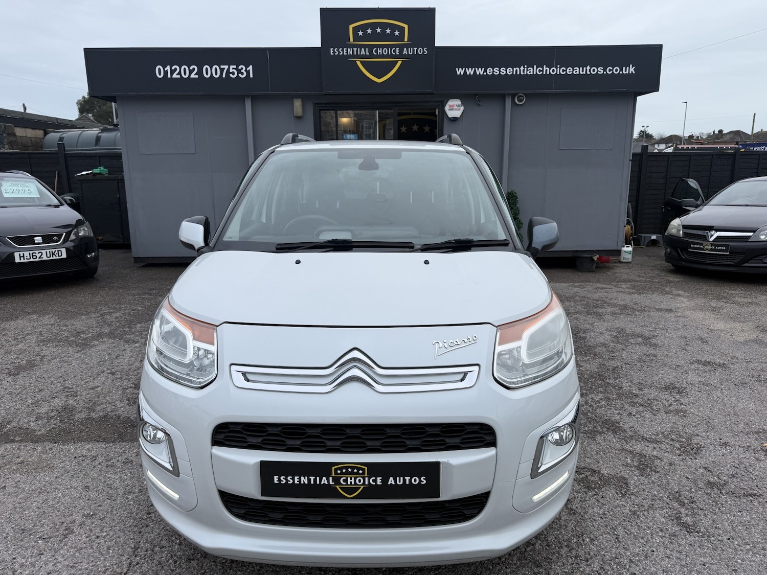 Used Citroen C3 Picasso 2013 for sale - 77822194: Photo 2