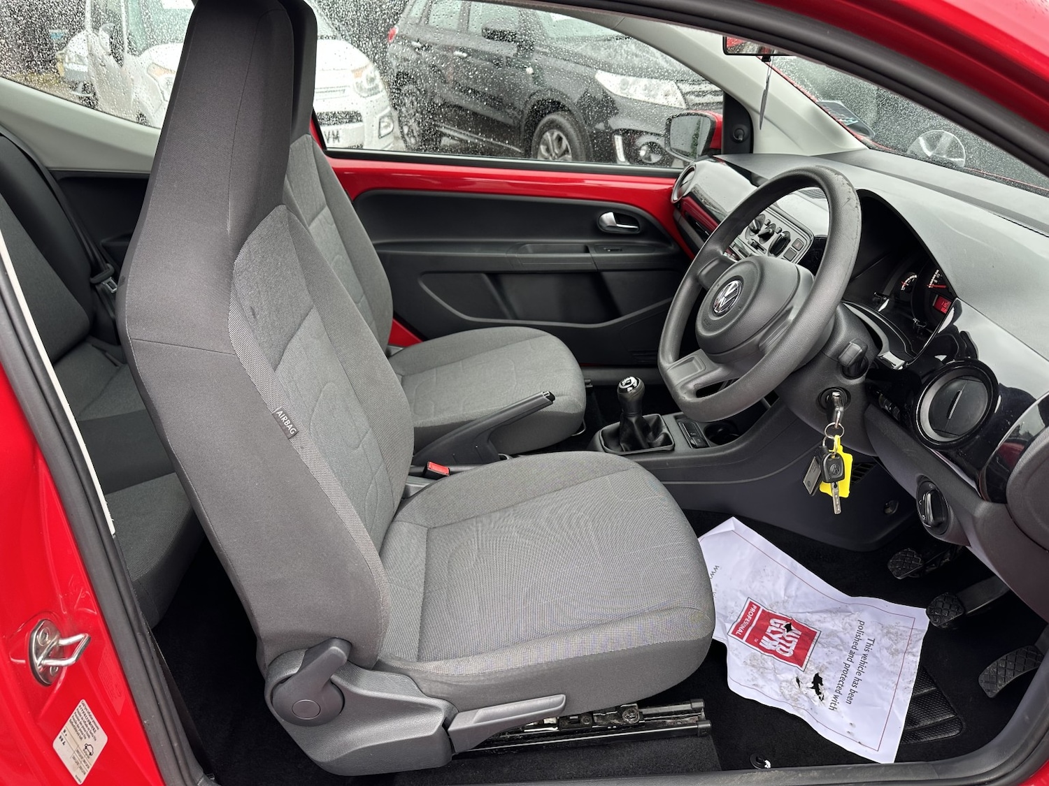 Used Volkswagen up! 2014 for sale - 78057090: Photo 10