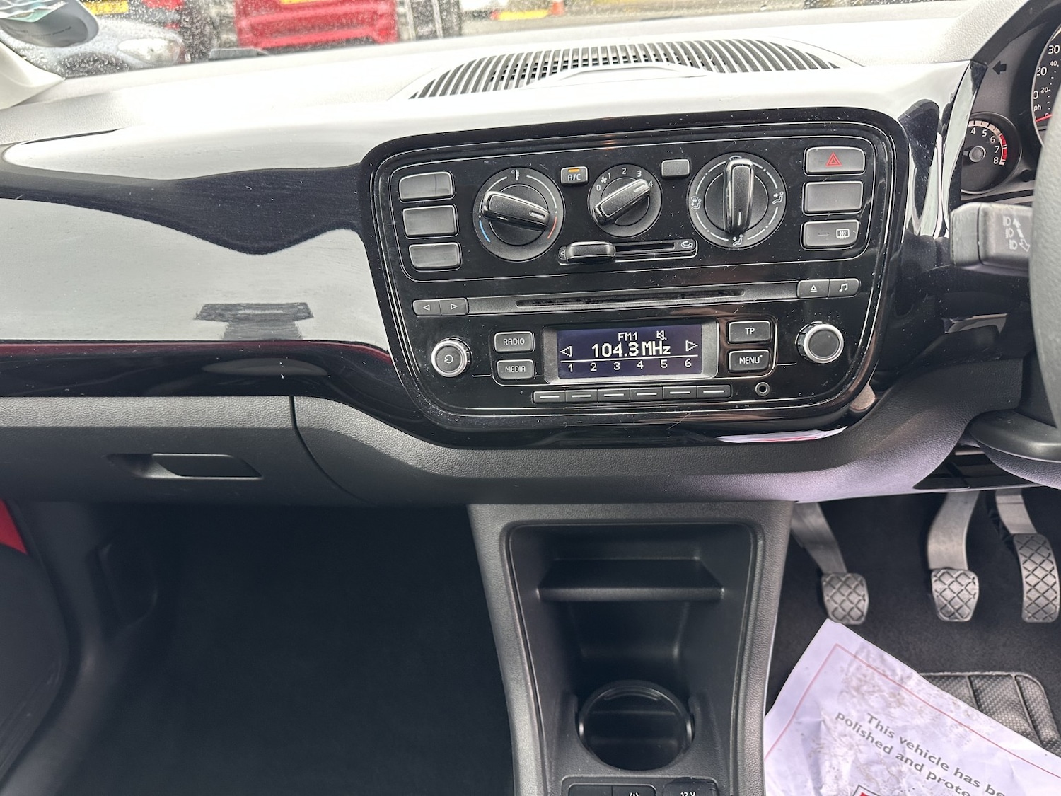 Used Volkswagen up! 2014 for sale - 78057090: Photo 14