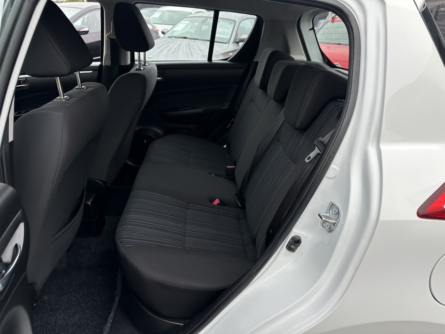 Used Suzuki Swift 2015 for sale - 77822230: Photo 12