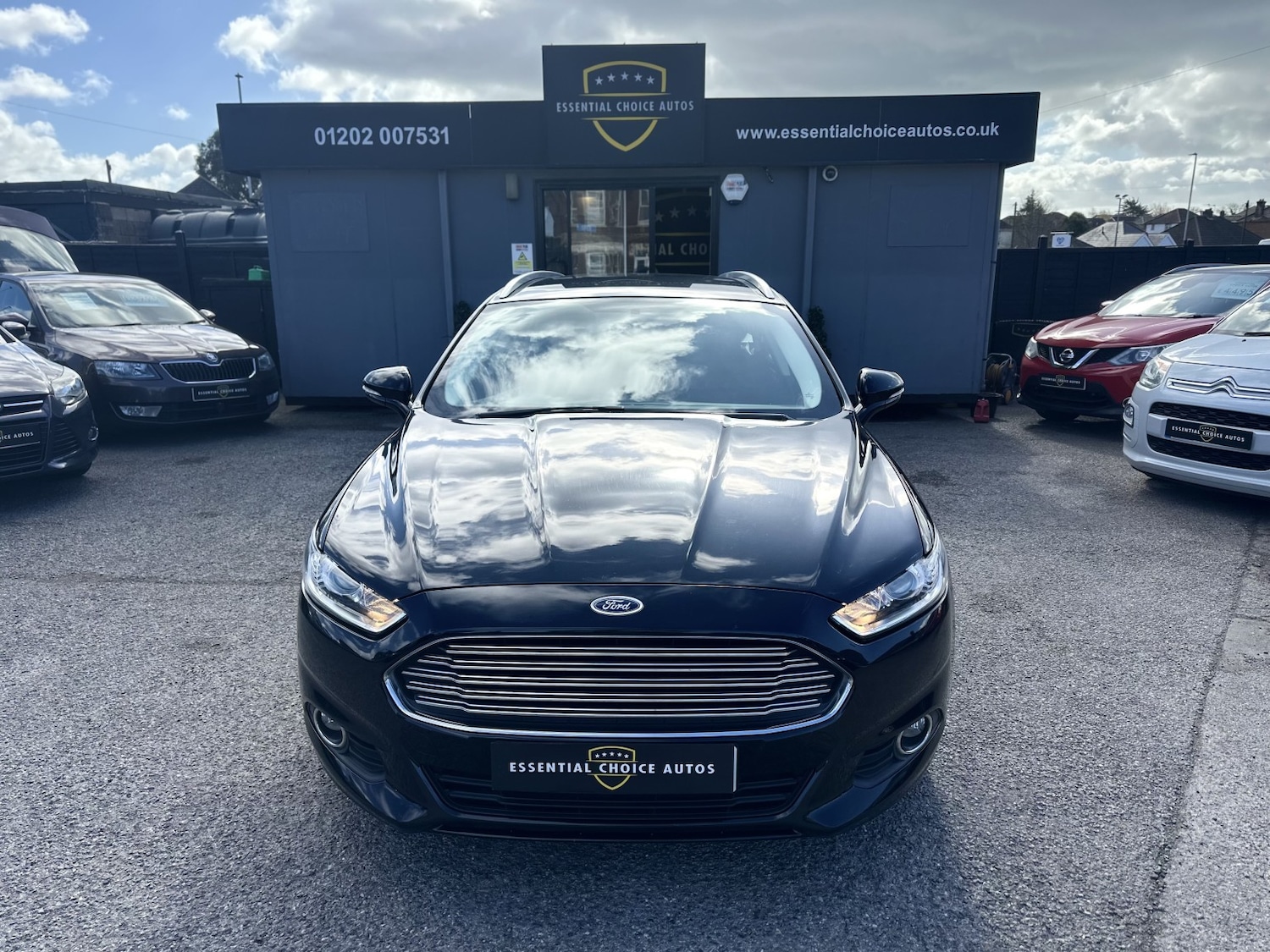 Used Ford Mondeo 2015 for sale - 78057016: Photo 2