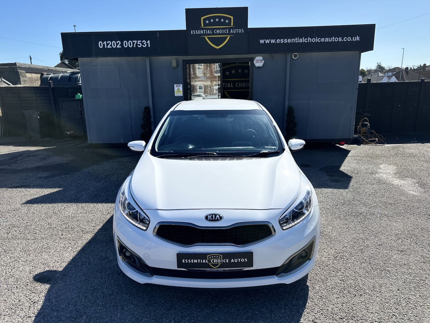 Used Kia Ceed 2015 for sale - 77937988: Photo 2