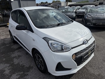 Used Hyundai i10 2018 for sale - 79495360: Photo