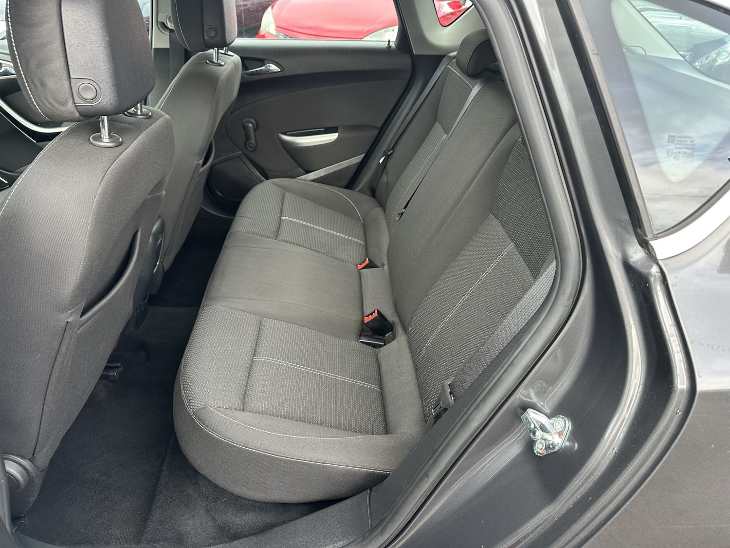 Used Vauxhall Astra 2012 for sale - 77822208: Photo 12