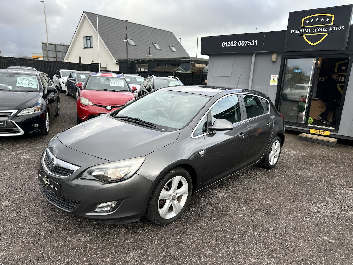 Used Vauxhall Astra 2012 for sale - 77822208: Photo 3