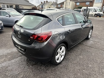 Used Vauxhall Astra 2012 for sale - 77822208: Photo