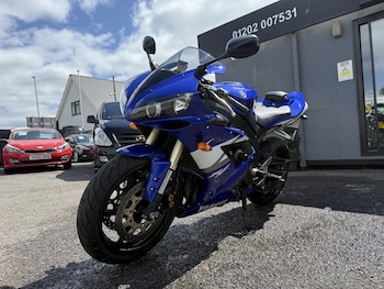 Used Yamaha R1 2005 for sale - bike-79347101: Photo