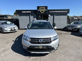 Used Dacia Sandero Stepway 2014 for sale - 79335638: Photo