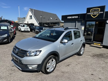 Used Dacia Sandero Stepway 2014 for sale - 79335638: Photo