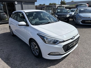 Used Hyundai i20 2015 for sale - 79311455: Photo