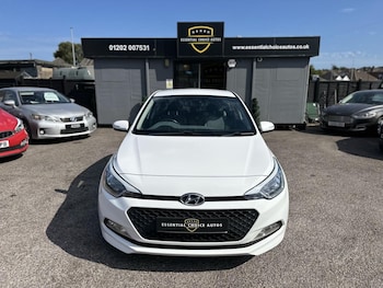 Used Hyundai i20 2015 for sale - 79311455: Photo