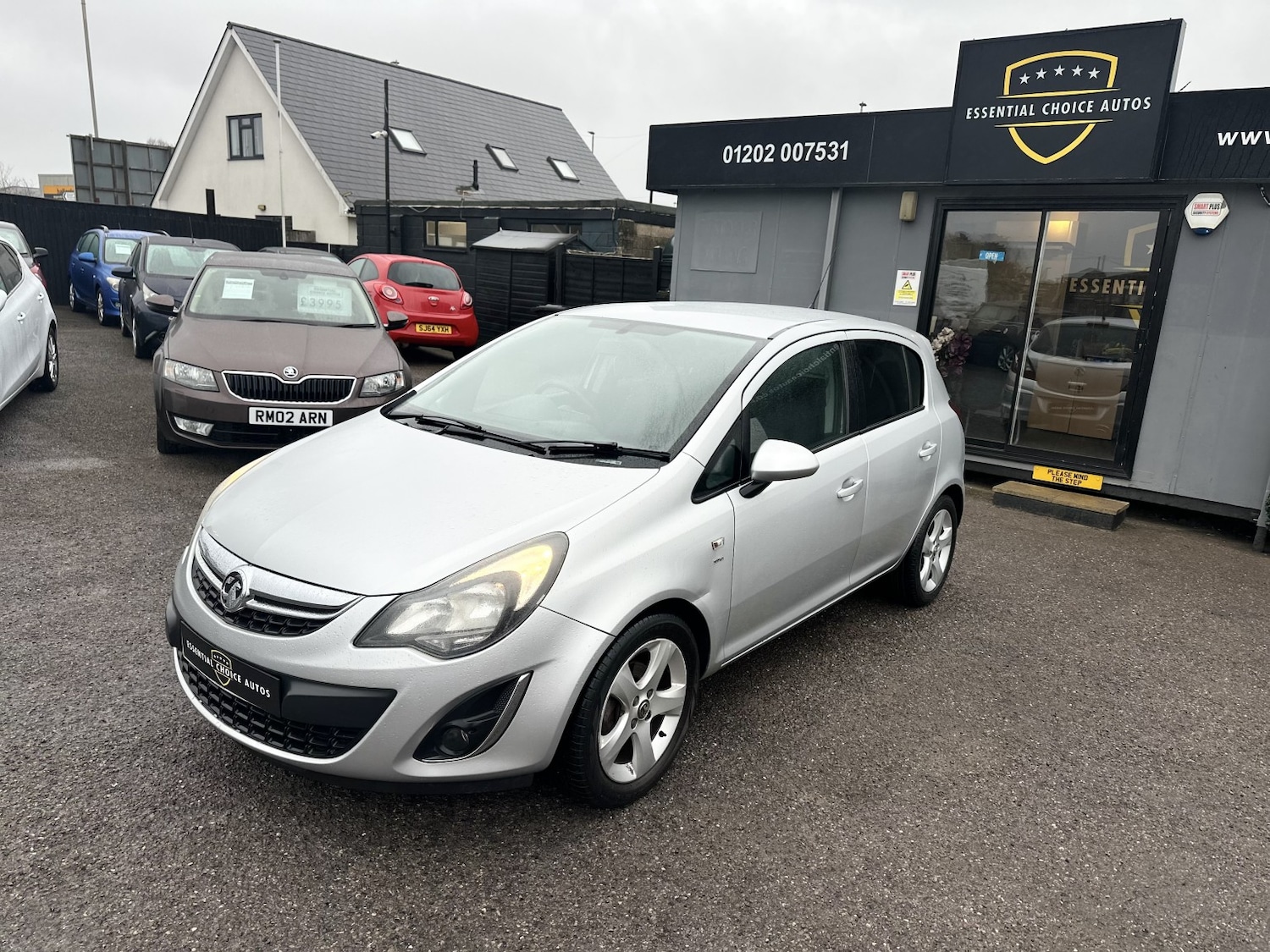Used Vauxhall Corsa 2012 for sale - 78004496: Photo 3