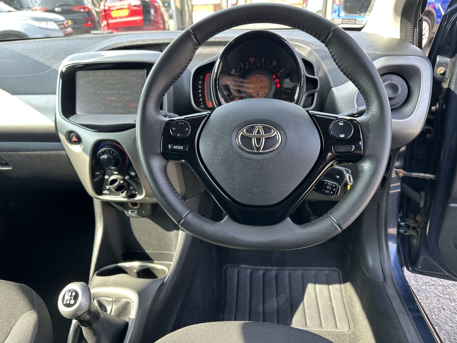 Used Toyota AYGO 2014 for sale - 77961964: Photo 12
