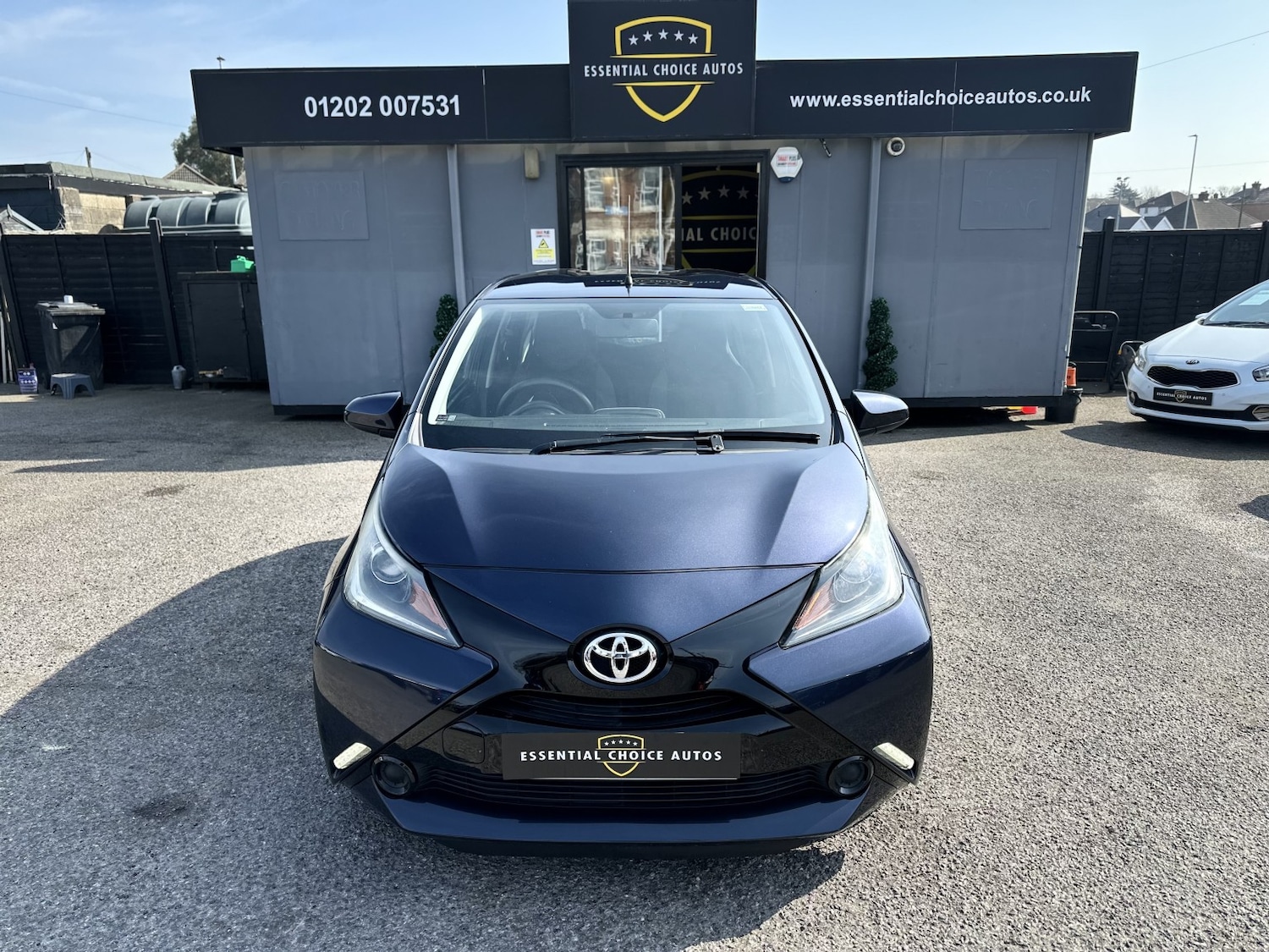 Used Toyota AYGO 2014 for sale - 77961964: Photo 2