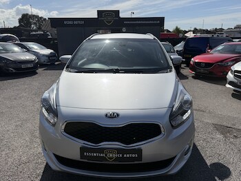 Used Kia Carens 2017 for sale - 78316844: Photo