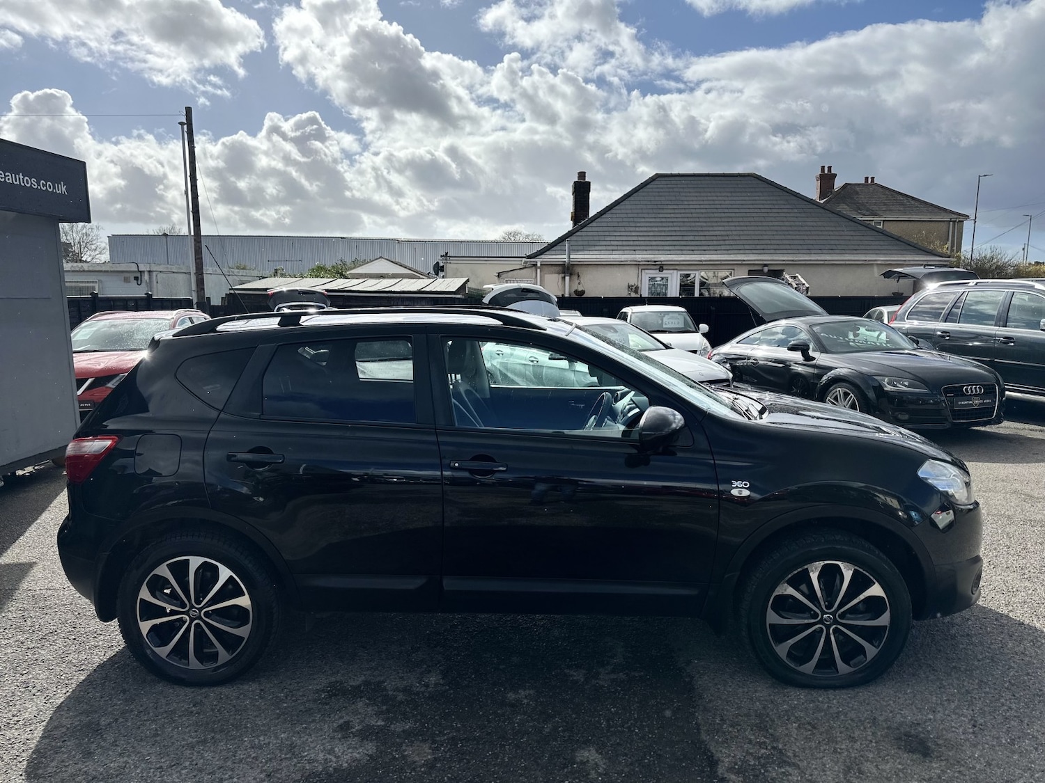 Used Nissan Qashqai 2013 for sale - 77851326: Photo 7