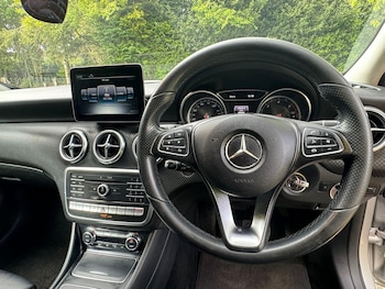 Used Mercedes-Benz A-Class 2017 for sale - 78922959: Photo