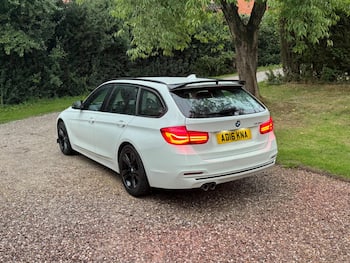 Used BMW 3 Series 2016 for sale - 79780535: Photo