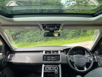 Used Land Rover Range Rover Sport 2016 for sale - 78946287: Photo