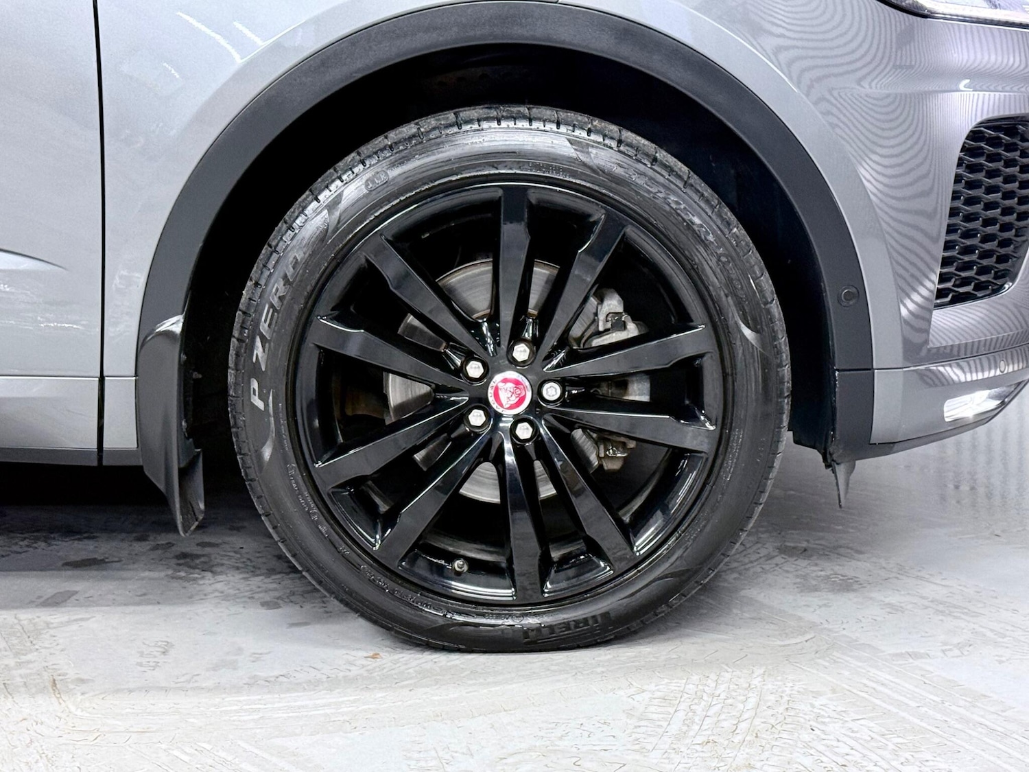 Used Jaguar E-Pace 2018 for sale - 77468036: Photo 12